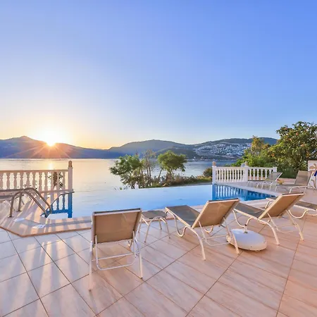Kuluhana & 3* Kalkan