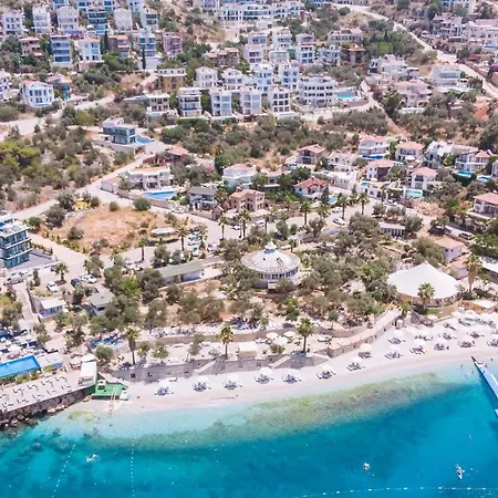 Aparthotel Kuluhana & Kalkan 3*
