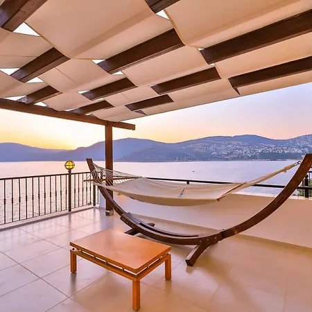 Kuluhana & Kalkan Kas