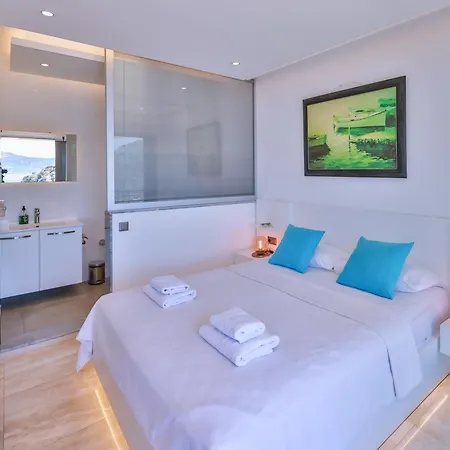 Kuluhana & 3* Kalkan