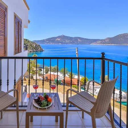 Lägenhetshotell Kuluhana & Kalkan