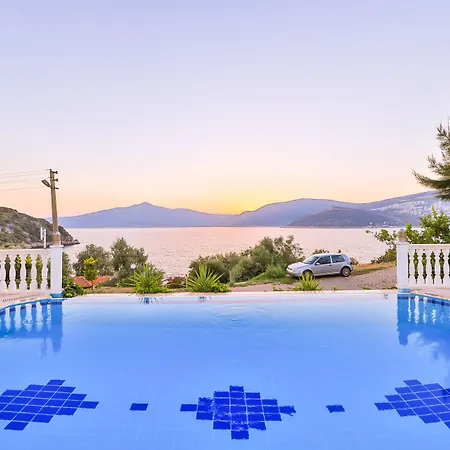 Kuluhana & 3* Kalkan