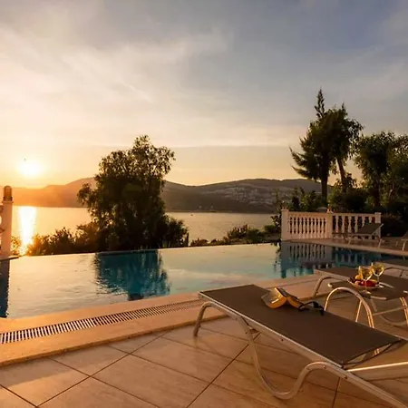 Kuluhana & Kalkan 3* Kas