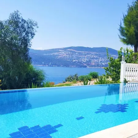 Aparthotel Kuluhana & Kalkan