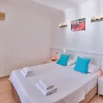 Aparthotel Kuluhana &