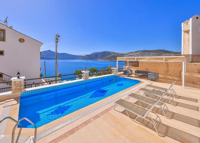Kuluhana & 3* Kalkan